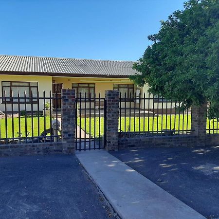Dagbreek Beaufort West Exterior foto