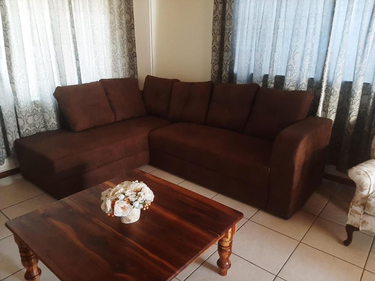 Dagbreek Beaufort West Exterior foto